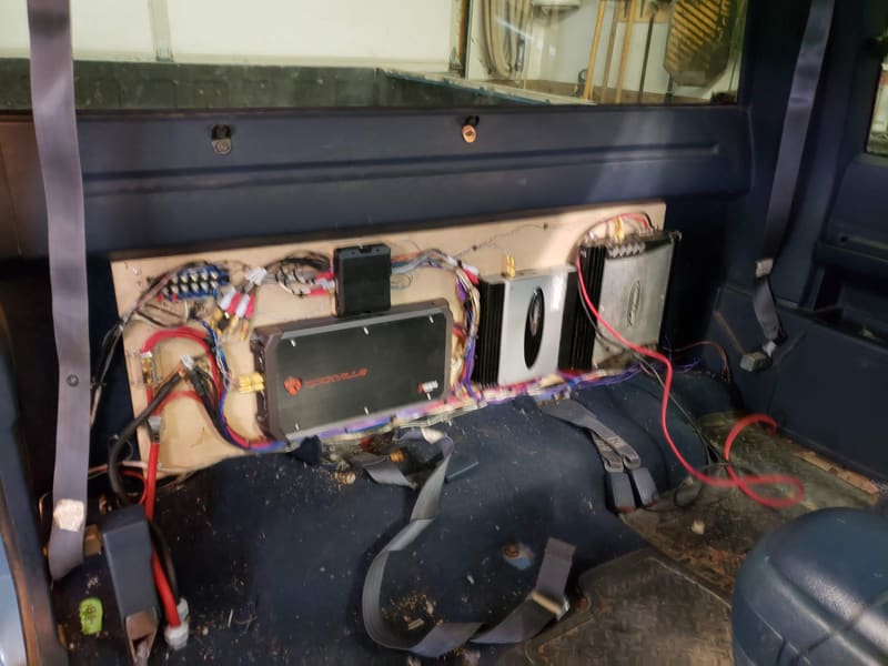 OLD Bessy Stereo - Build